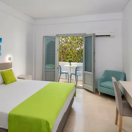 Makarios Hotel Kamari (Santorini)